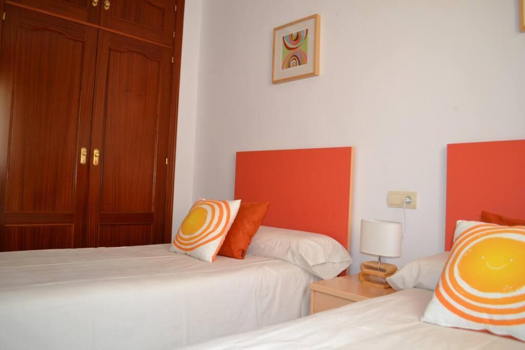 Precioso Apartamento En Primera Linea De Playa En Caleta De Velez Exterior photo
