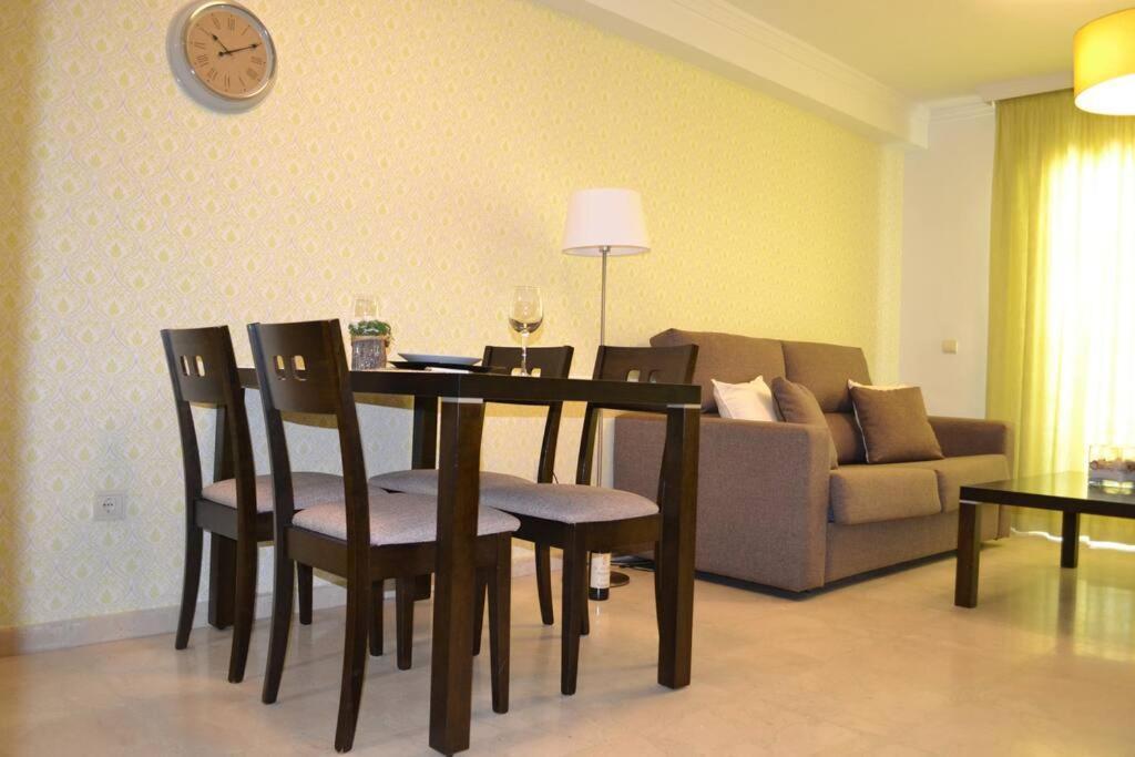 Precioso Apartamento En Primera Linea De Playa En Caleta De Velez Exterior photo